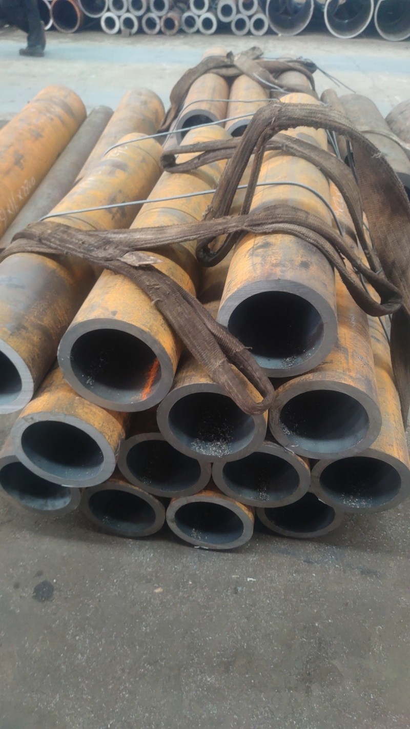 高陵高陵高陵15CrMoG无缝钢管切割